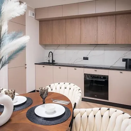 Old Premium By Rent4you Апартаменты *