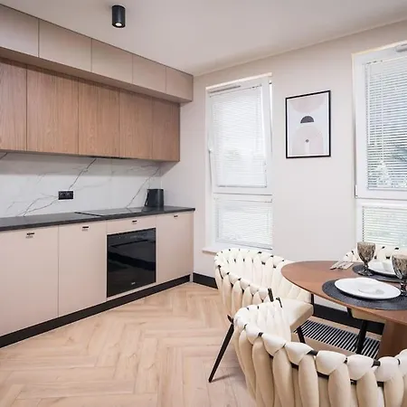 Old Premium By Rent4you Апартаменты Ольштын